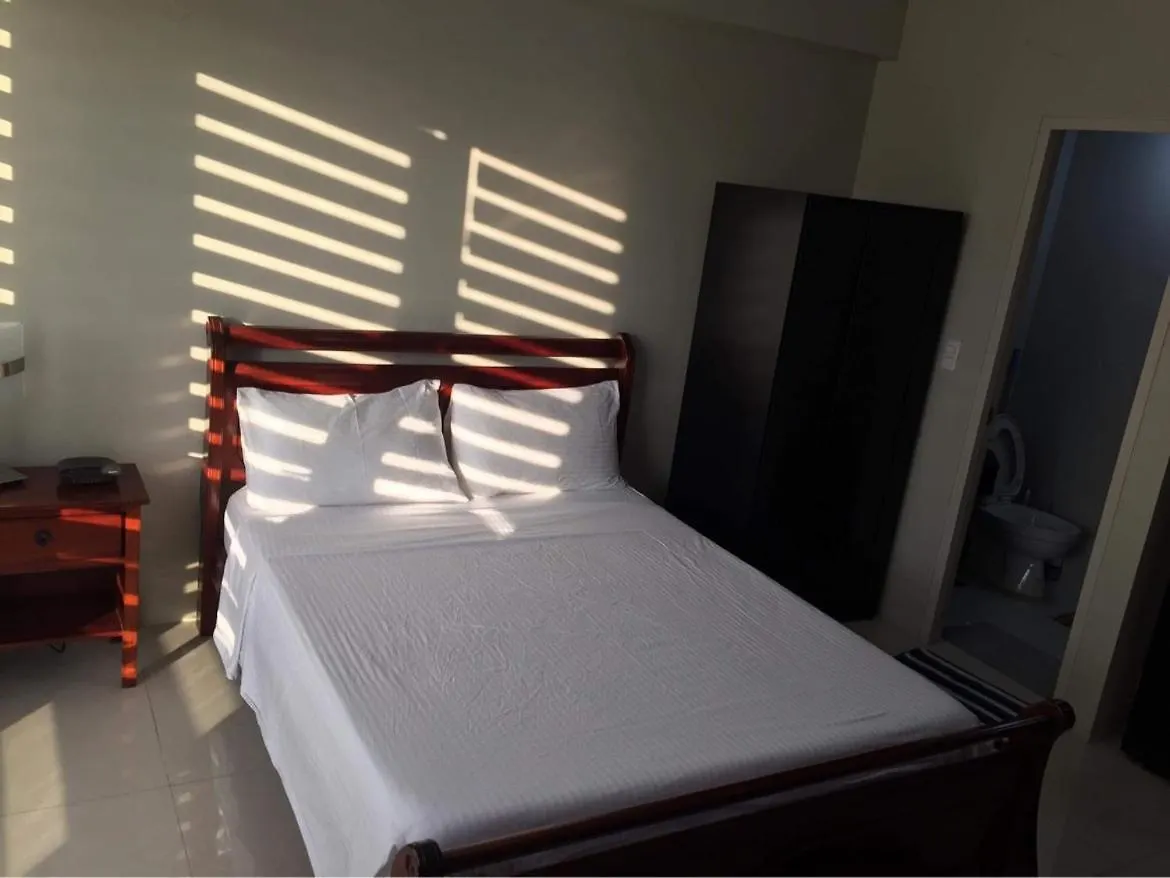 One Palm Tree Villas Studio W Fast Wifi, Across From Naia Terminal 3 Manila Aparthotel