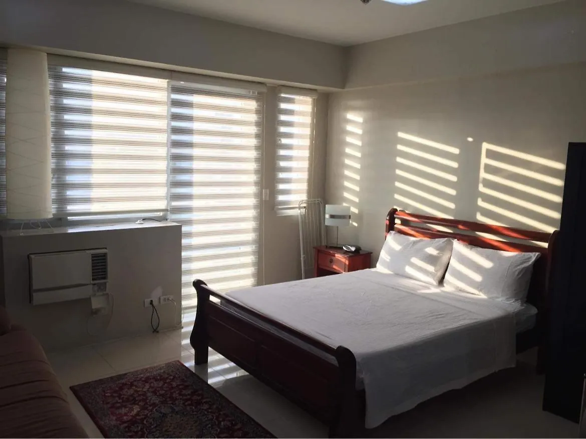 Aparthotel One Palm Tree Villas Studio W Fast Wifi, Across From Naia Terminal 3 Manila Philippines